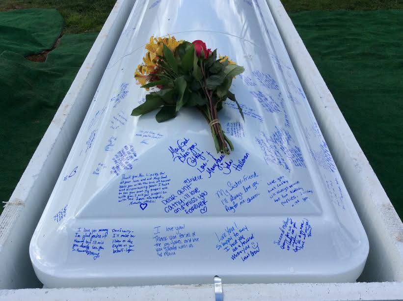 cathy-roses-words-and-the-casket